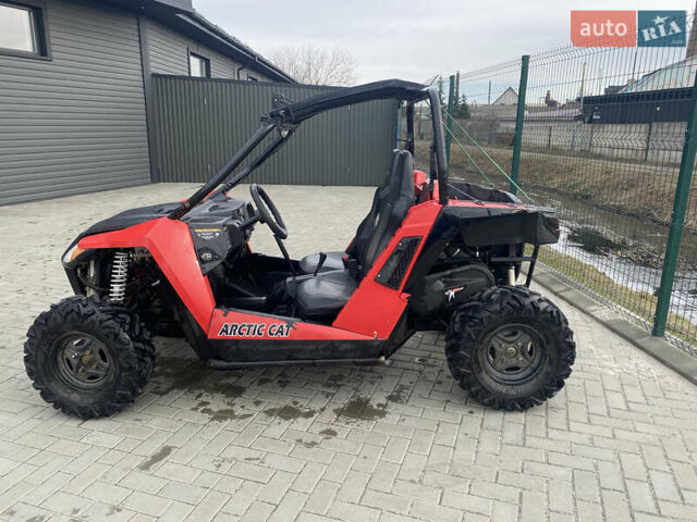 Красный Арктик кэт XR 700, объемом двигателя 0.7 л и пробегом 14 тыс. км за 3600 $, фото 5 на Automoto.ua