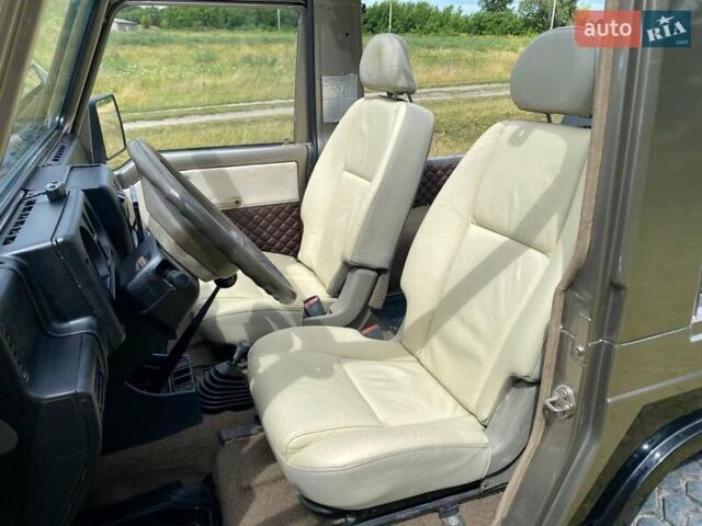 Черный Азия Рокста, объемом двигателя 2 л и пробегом 90 тыс. км за 7999 $, фото 10 на Automoto.ua