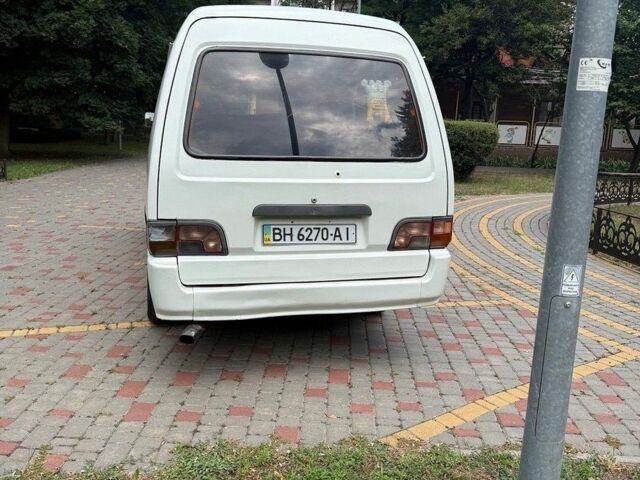 Білий Азія Топік, об'ємом двигуна 2.7 л та пробігом 350 тис. км за 1600 $, фото 2 на Automoto.ua