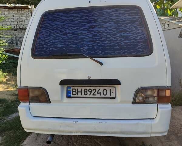 Белый Азия Топик, объемом двигателя 2.7 л и пробегом 500 тыс. км за 1200 $, фото 10 на Automoto.ua