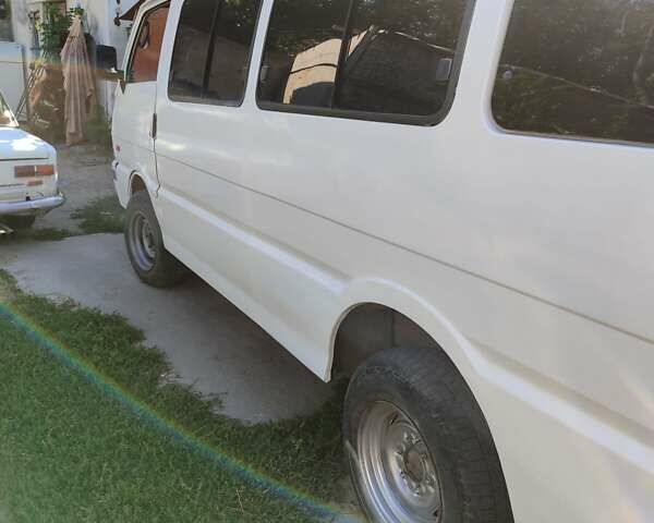 Белый Азия Топик, объемом двигателя 2.7 л и пробегом 500 тыс. км за 1200 $, фото 7 на Automoto.ua