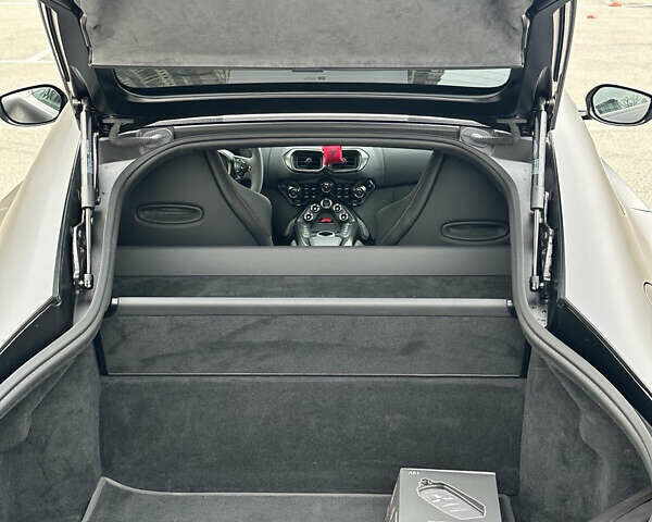 Черный Астон Мартин Вантаж, объемом двигателя 4 л и пробегом 32 тыс. км за 140000 $, фото 10 на Automoto.ua