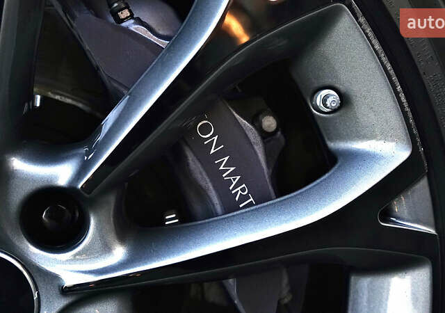 Жовтий Астон Мартін Вантаж, об'ємом двигуна 4 л та пробігом 4 тис. км за 140000 $, фото 30 на Automoto.ua