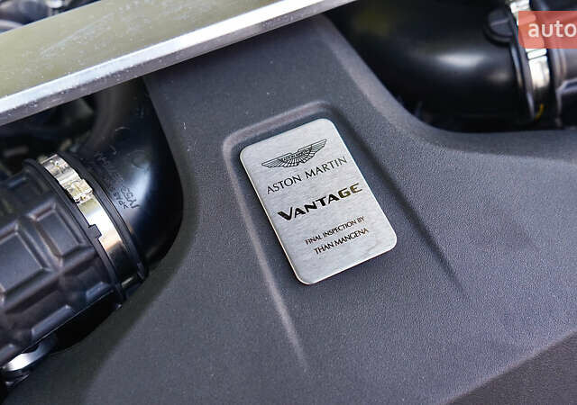 Жовтий Астон Мартін Вантаж, об'ємом двигуна 4 л та пробігом 4 тис. км за 140000 $, фото 33 на Automoto.ua