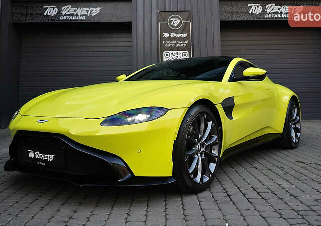 Жовтий Астон Мартін Вантаж, об'ємом двигуна 4 л та пробігом 4 тис. км за 140000 $, фото 15 на Automoto.ua