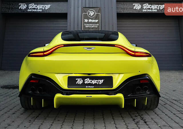 Жовтий Астон Мартін Вантаж, об'ємом двигуна 4 л та пробігом 4 тис. км за 140000 $, фото 20 на Automoto.ua