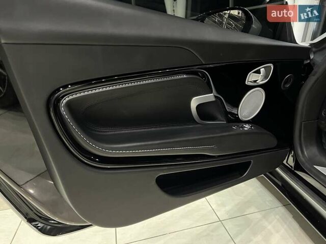 Черный Астон Мартин DB11, объемом двигателя 4 л и пробегом 43 тыс. км за 117000 $, фото 34 на Automoto.ua