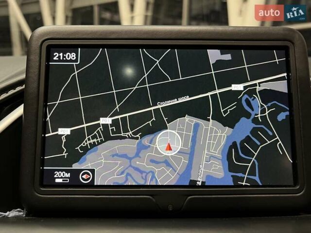 Черный Астон Мартин DB11, объемом двигателя 4 л и пробегом 43 тыс. км за 117000 $, фото 31 на Automoto.ua