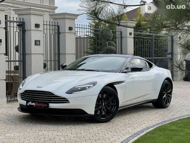 Астон Мартін DB11, об'ємом двигуна 4 л та пробігом 33 тис. км за 175000 $, фото 7 на Automoto.ua