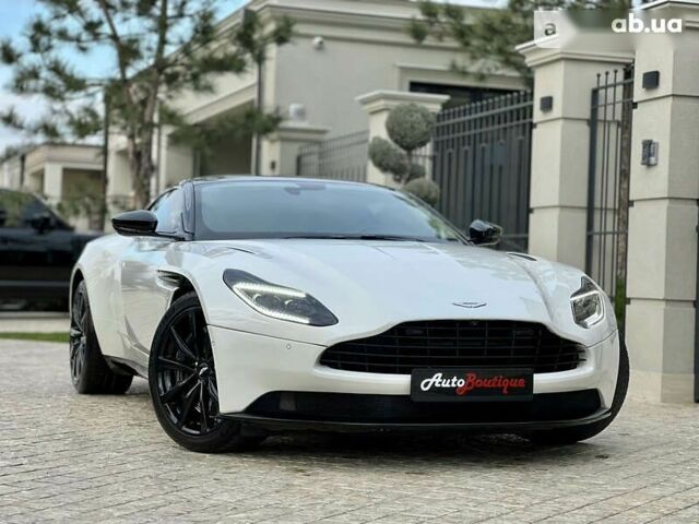 Астон Мартин DB11, объемом двигателя 4 л и пробегом 33 тыс. км за 175000 $, фото 29 на Automoto.ua