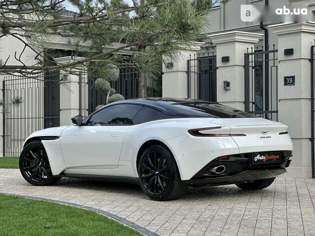 Астон Мартін DB11, об'ємом двигуна 4 л та пробігом 33 тис. км за 175000 $, фото 12 на Automoto.ua