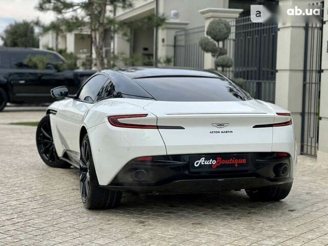 Астон Мартін DB11, об'ємом двигуна 4 л та пробігом 33 тис. км за 175000 $, фото 14 на Automoto.ua