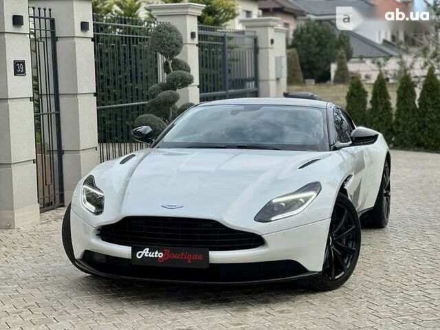 Астон Мартин DB11, объемом двигателя 4 л и пробегом 33 тыс. км за 175000 $, фото 3 на Automoto.ua