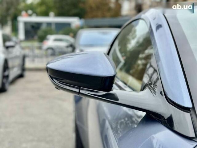Астон Мартин DB11, объемом двигателя 4 л и пробегом 20 тыс. км за 114999 $, фото 17 на Automoto.ua