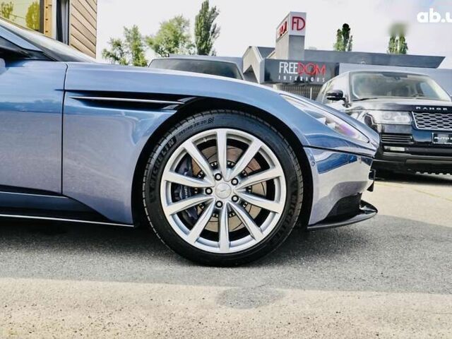 Астон Мартин DB11, объемом двигателя 4 л и пробегом 20 тыс. км за 114999 $, фото 15 на Automoto.ua