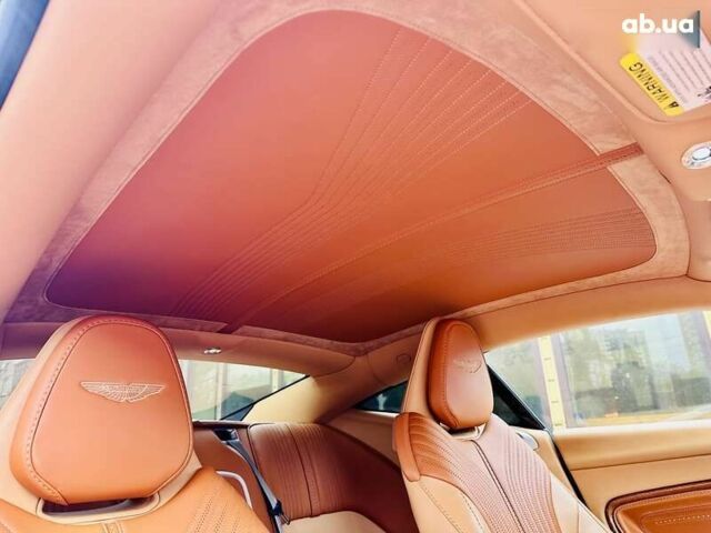 Астон Мартин DB11, объемом двигателя 4 л и пробегом 20 тыс. км за 114999 $, фото 25 на Automoto.ua