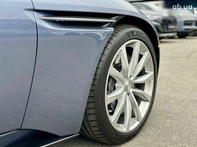 Астон Мартин DB11, объемом двигателя 4 л и пробегом 20 тыс. км за 114999 $, фото 18 на Automoto.ua