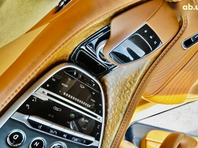 Астон Мартин DB11, объемом двигателя 4 л и пробегом 20 тыс. км за 114999 $, фото 29 на Automoto.ua