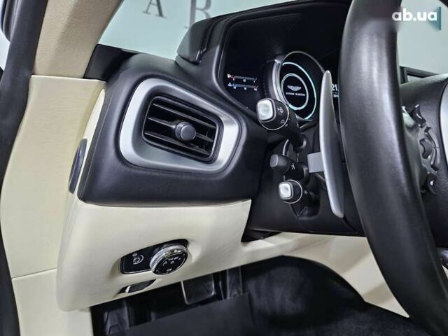 Астон Мартин DB11, объемом двигателя 4 л и пробегом 36 тыс. км за 108999 $, фото 21 на Automoto.ua