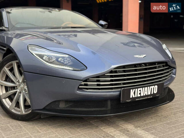 Серый Астон Мартин DB11, объемом двигателя 4 л и пробегом 27 тыс. км за 120000 $, фото 12 на Automoto.ua
