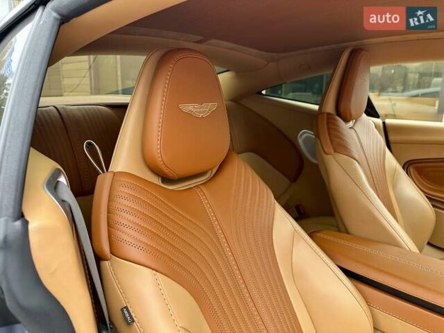 Серый Астон Мартин DB11, объемом двигателя 3.98 л и пробегом 20 тыс. км за 114999 $, фото 27 на Automoto.ua