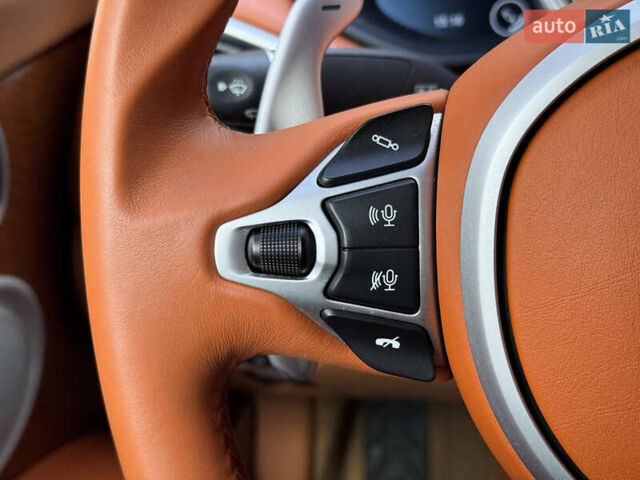 Серый Астон Мартин DB11, объемом двигателя 4 л и пробегом 27 тыс. км за 120000 $, фото 33 на Automoto.ua