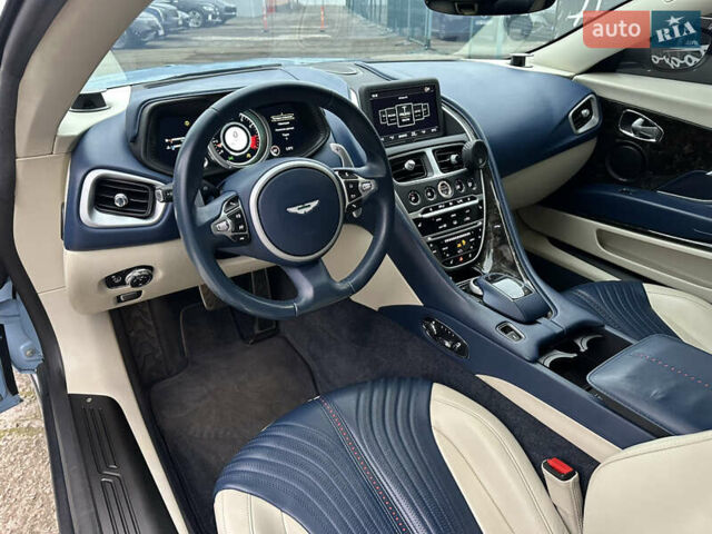 Синий Астон Мартин DB11, объемом двигателя 5.2 л и пробегом 20 тыс. км за 139999 $, фото 8 на Automoto.ua