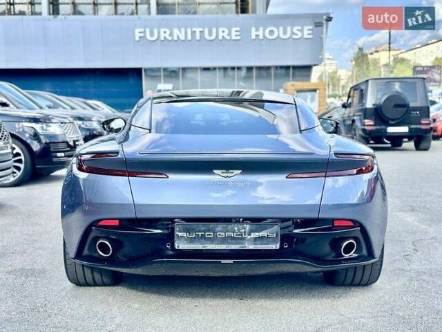 Синий Астон Мартин DB11, объемом двигателя 4 л и пробегом 20 тыс. км за 114999 $, фото 6 на Automoto.ua