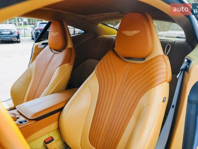 Синий Астон Мартин DB11, объемом двигателя 4 л и пробегом 20 тыс. км за 114999 $, фото 21 на Automoto.ua