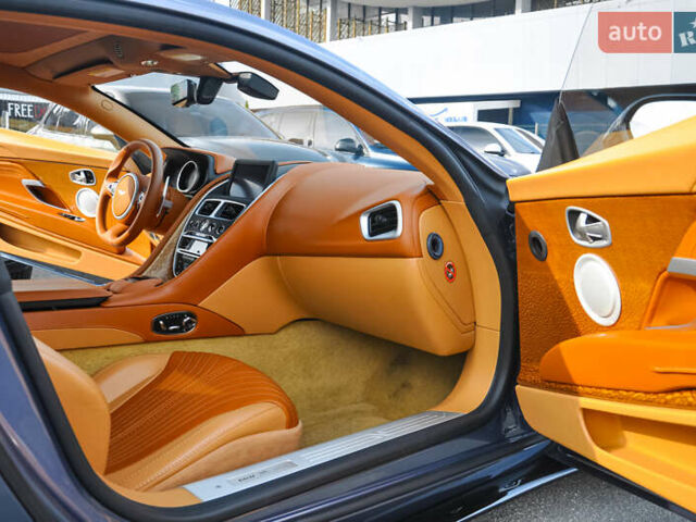 Синий Астон Мартин DB11, объемом двигателя 4 л и пробегом 20 тыс. км за 114999 $, фото 30 на Automoto.ua