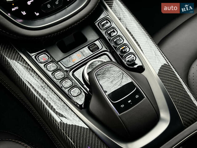 Черный Астон Мартин DBX, объемом двигателя 3.98 л и пробегом 63 тыс. км за 129900 $, фото 15 на Automoto.ua