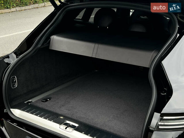 Астон Мартин DBX 2021 в Киеве на Automoto.ua Черный Астон Мартин DBX, объемом двигателя 3.98 л и пробегом 61 тыс. км за 135000 $, фото 27 на Automoto.ua