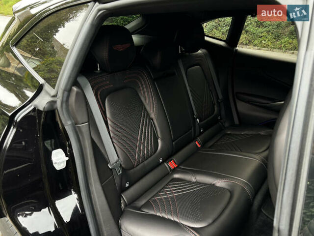 Астон Мартин DBX 2021 в Киеве на Automoto.ua Черный Астон Мартин DBX, объемом двигателя 3.98 л и пробегом 61 тыс. км за 135000 $, фото 21 на Automoto.ua