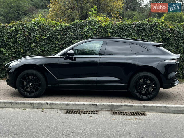 Астон Мартин DBX 2021 в Киеве на Automoto.ua Черный Астон Мартин DBX, объемом двигателя 3.98 л и пробегом 61 тыс. км за 135000 $, фото 3 на Automoto.ua