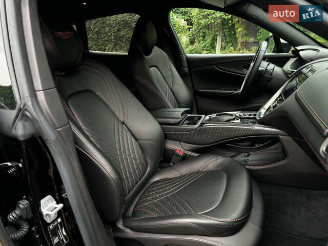 Астон Мартин DBX 2021 в Киеве на Automoto.ua Черный Астон Мартин DBX, объемом двигателя 3.98 л и пробегом 61 тыс. км за 135000 $, фото 19 на Automoto.ua