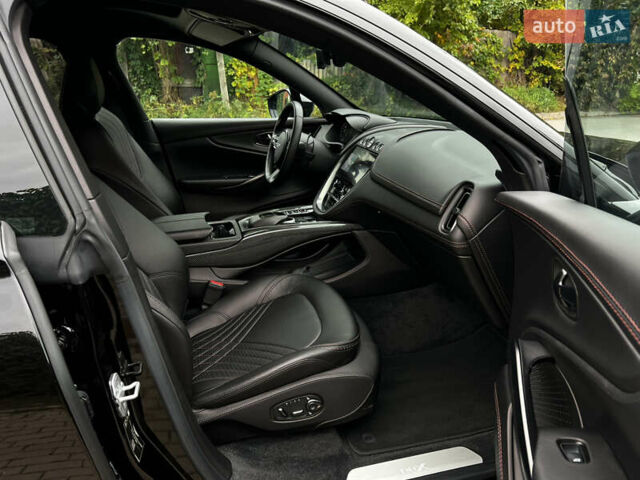 Астон Мартин DBX 2021 в Киеве на Automoto.ua Черный Астон Мартин DBX, объемом двигателя 3.98 л и пробегом 61 тыс. км за 135000 $, фото 18 на Automoto.ua