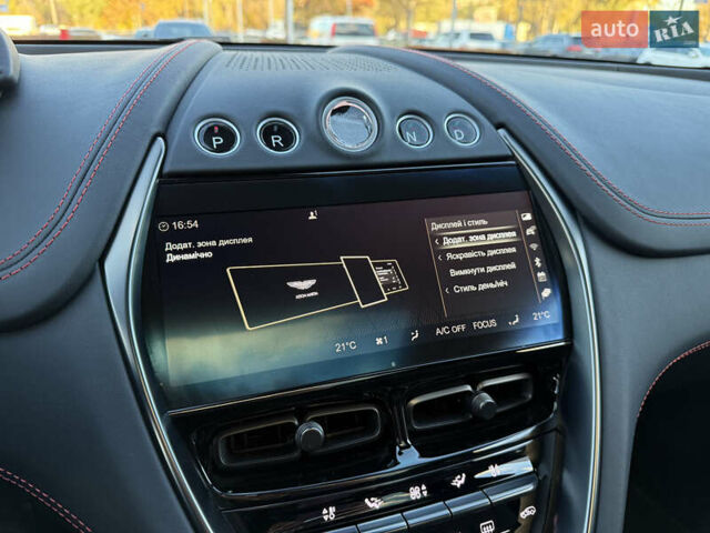 Черный Астон Мартин DBX, объемом двигателя 3.98 л и пробегом 2 тыс. км за 184999 $, фото 41 на Automoto.ua