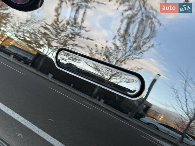 Черный Астон Мартин DBX, объемом двигателя 3.98 л и пробегом 2 тыс. км за 184999 $, фото 15 на Automoto.ua