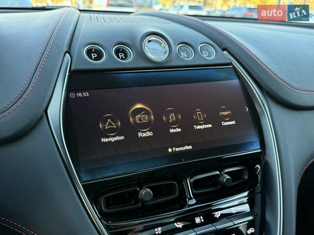 Черный Астон Мартин DBX, объемом двигателя 3.98 л и пробегом 2 тыс. км за 184999 $, фото 40 на Automoto.ua