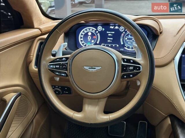 Астон Мартин DBX 2021 в Харькове на Automoto.ua Серый Астон Мартин DBX, объемом двигателя 3.98 л и пробегом 31 тыс. км за 163000 $, фото 17 на Automoto.ua