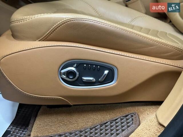 Астон Мартин DBX 2021 в Харькове на Automoto.ua Серый Астон Мартин DBX, объемом двигателя 3.98 л и пробегом 31 тыс. км за 163000 $, фото 25 на Automoto.ua