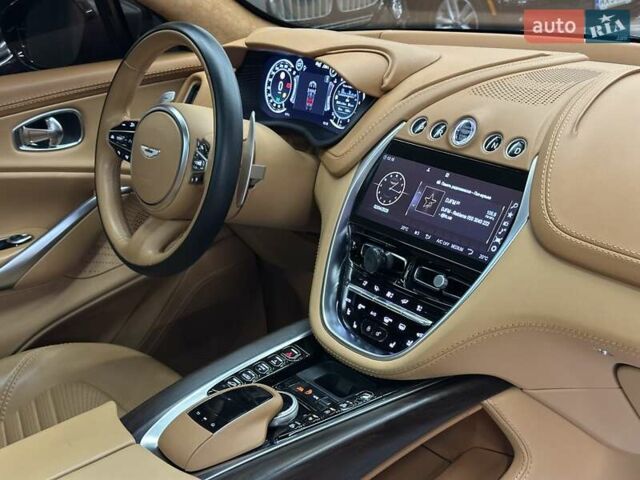 Астон Мартин DBX 2021 в Харькове на Automoto.ua Серый Астон Мартин DBX, объемом двигателя 3.98 л и пробегом 31 тыс. км за 163000 $, фото 41 на Automoto.ua