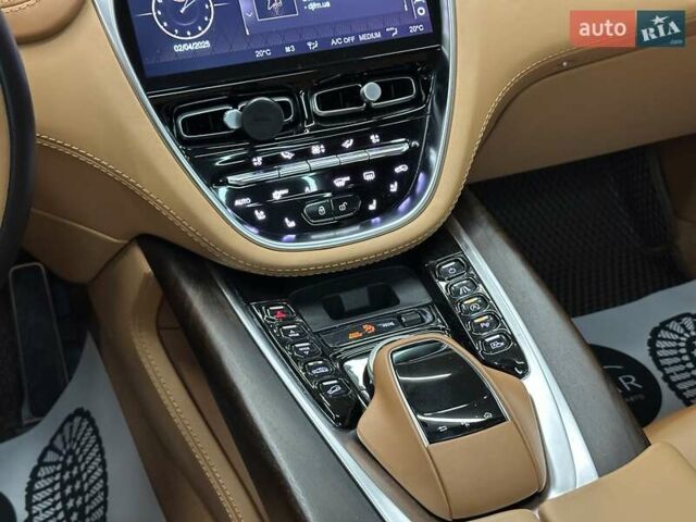 Астон Мартин DBX 2021 в Харькове на Automoto.ua Серый Астон Мартин DBX, объемом двигателя 3.98 л и пробегом 31 тыс. км за 163000 $, фото 18 на Automoto.ua