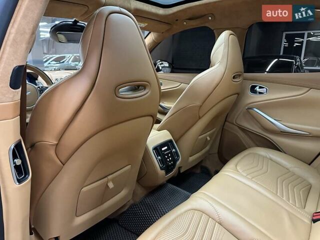 Астон Мартин DBX 2021 в Харькове на Automoto.ua Серый Астон Мартин DBX, объемом двигателя 3.98 л и пробегом 31 тыс. км за 163000 $, фото 28 на Automoto.ua