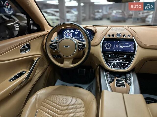 Астон Мартин DBX 2021 в Харькове на Automoto.ua Серый Астон Мартин DBX, объемом двигателя 3.98 л и пробегом 31 тыс. км за 163000 $, фото 13 на Automoto.ua