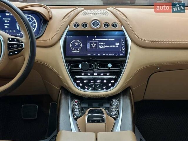 Астон Мартин DBX 2021 в Харькове на Automoto.ua Серый Астон Мартин DBX, объемом двигателя 3.98 л и пробегом 31 тыс. км за 163000 $, фото 16 на Automoto.ua