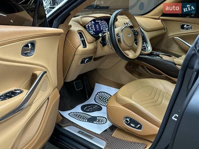 Астон Мартин DBX 2021 в Харькове на Automoto.ua Серый Астон Мартин DBX, объемом двигателя 3.98 л и пробегом 31 тыс. км за 163000 $, фото 19 на Automoto.ua