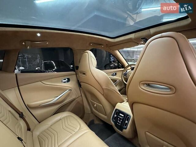 Астон Мартин DBX 2021 в Харькове на Automoto.ua Серый Астон Мартин DBX, объемом двигателя 3.98 л и пробегом 31 тыс. км за 163000 $, фото 32 на Automoto.ua