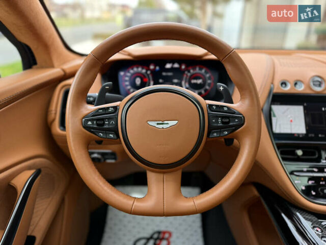 Серый Астон Мартин DBX 707, объемом двигателя 3.98 л и пробегом 11 тыс. км за 265000 $, фото 59 на Automoto.ua