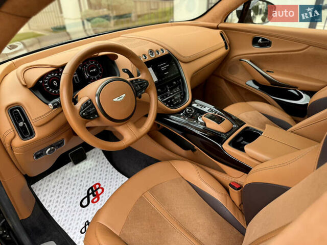 Серый Астон Мартин DBX 707, объемом двигателя 3.98 л и пробегом 11 тыс. км за 265000 $, фото 45 на Automoto.ua